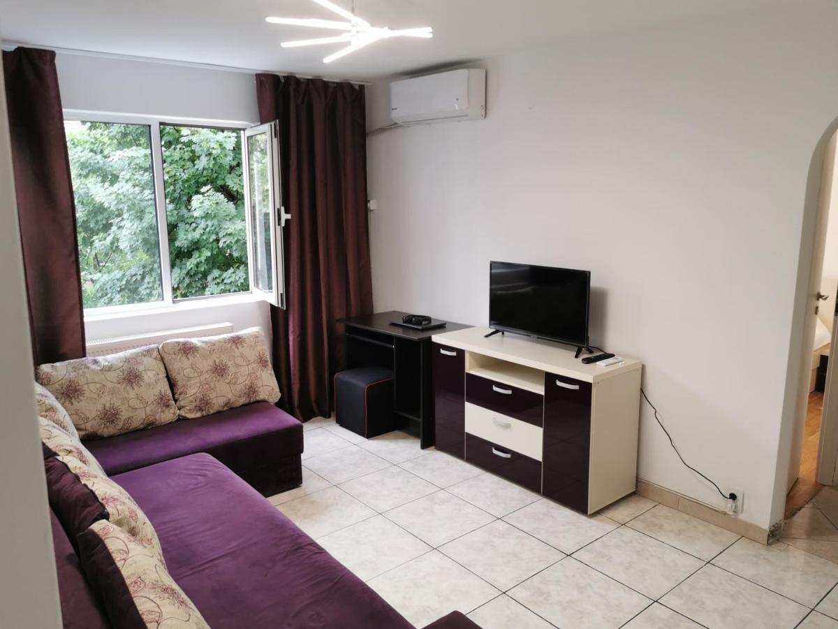 Confortable Cozy Apt Bucharest Exterior photo