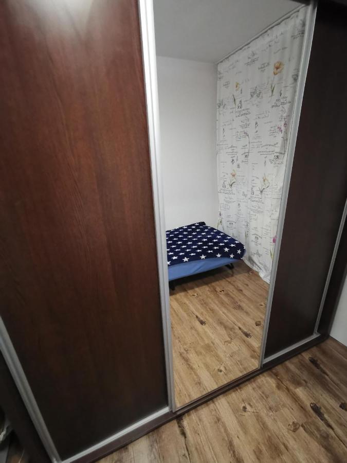 Confortable Cozy Apt Bucharest Exterior photo